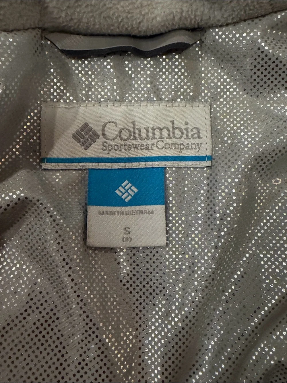 Columbia ski snow